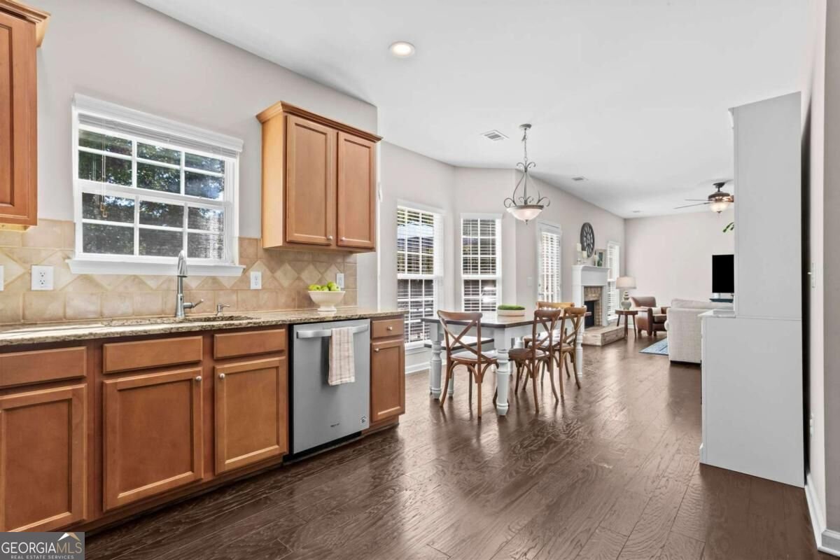 431 Highlands Loop Woodstock - Photo 11