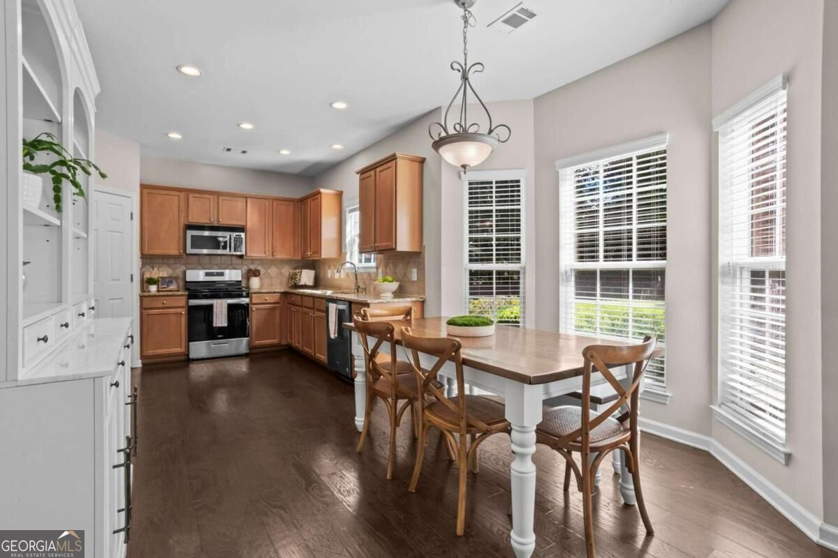 431 Highlands Loop Woodstock - Photo 7