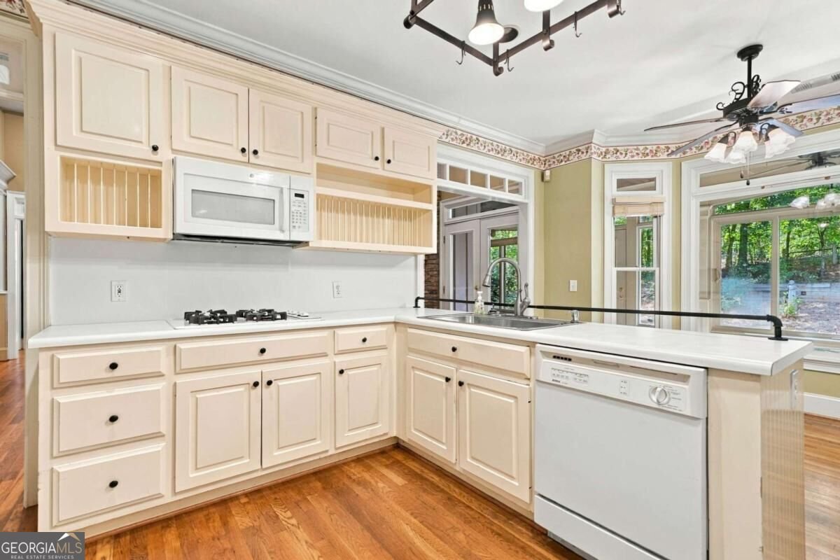 2131 Old Orchard Lane Canton - Photo 19