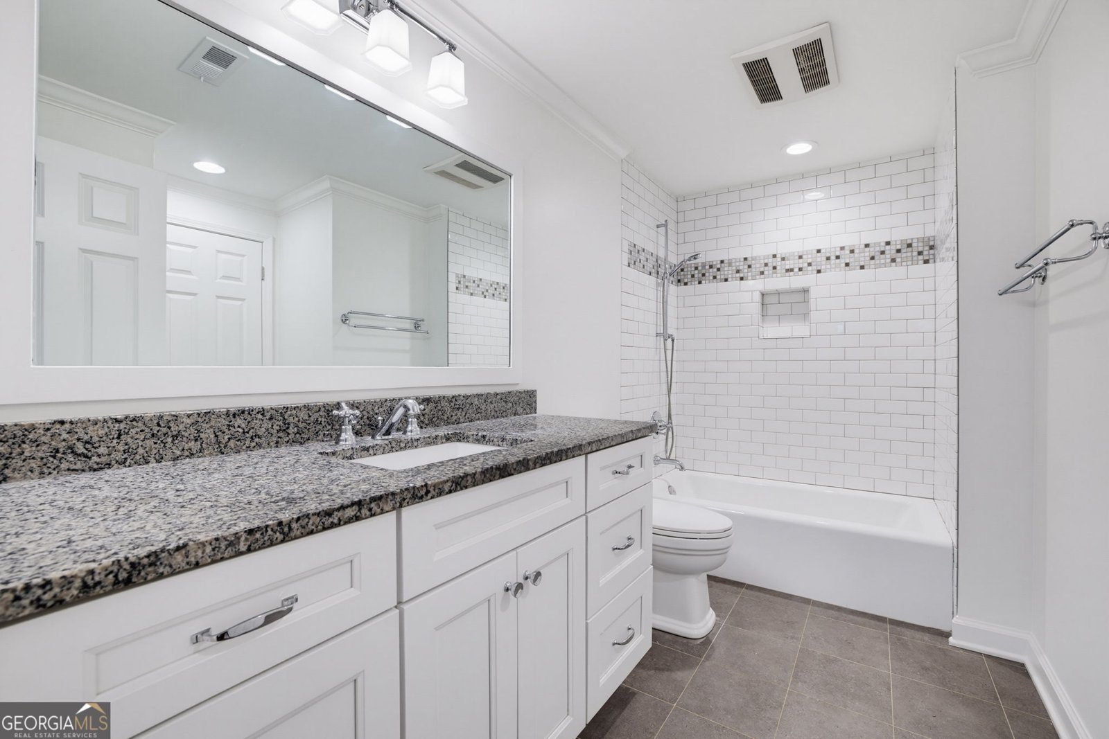 415 Forest Hills Drive Sandy Springs - Photo 29