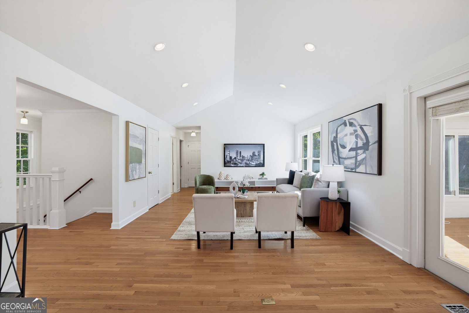 415 Forest Hills Drive Sandy Springs - Photo 6