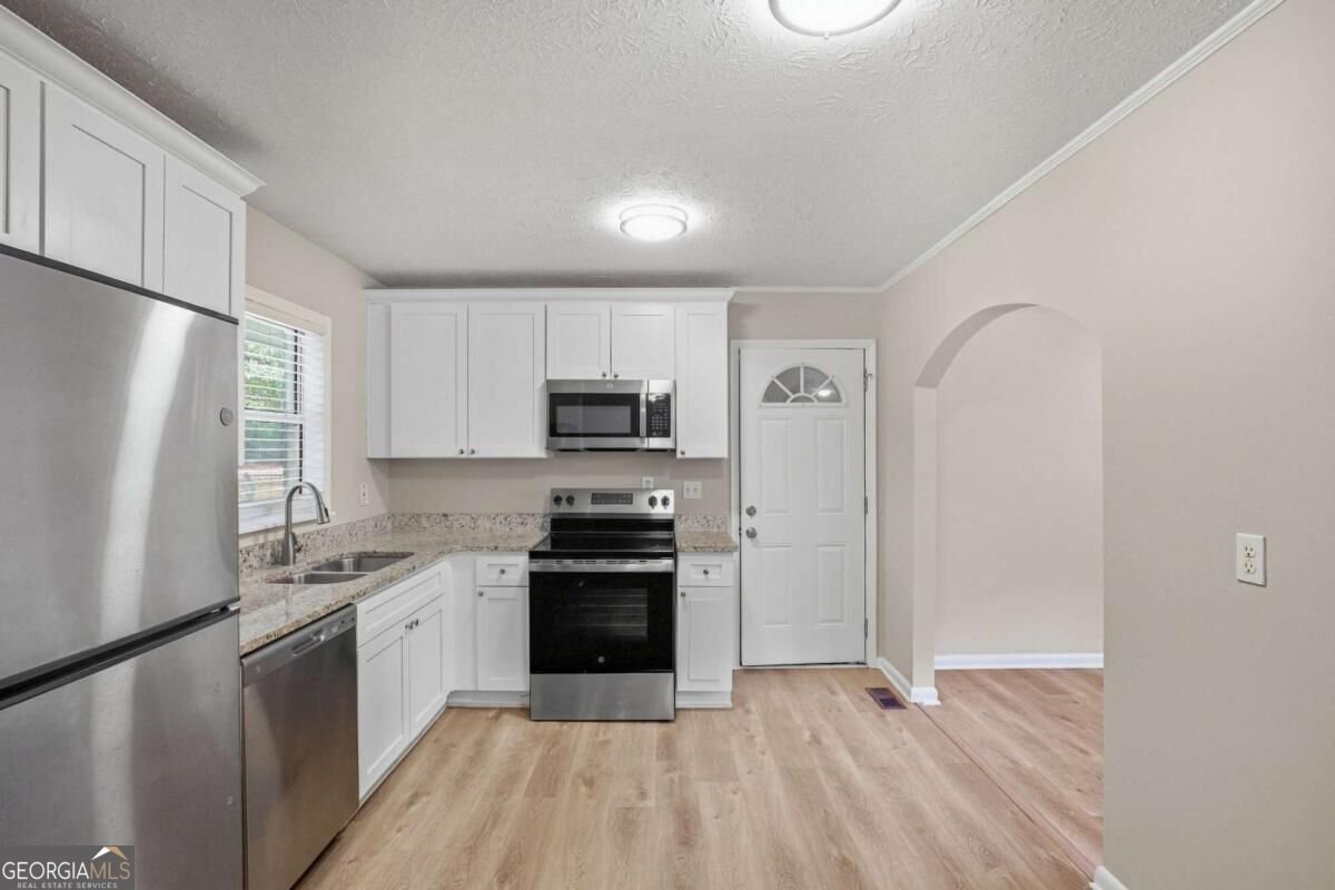 4560 Birch Ridge Trail Stone Mountain - Photo 6