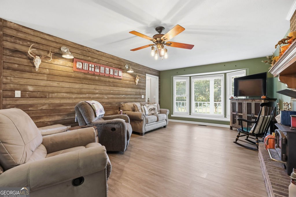 2459 Bear Creek Road Statham - Photo 10