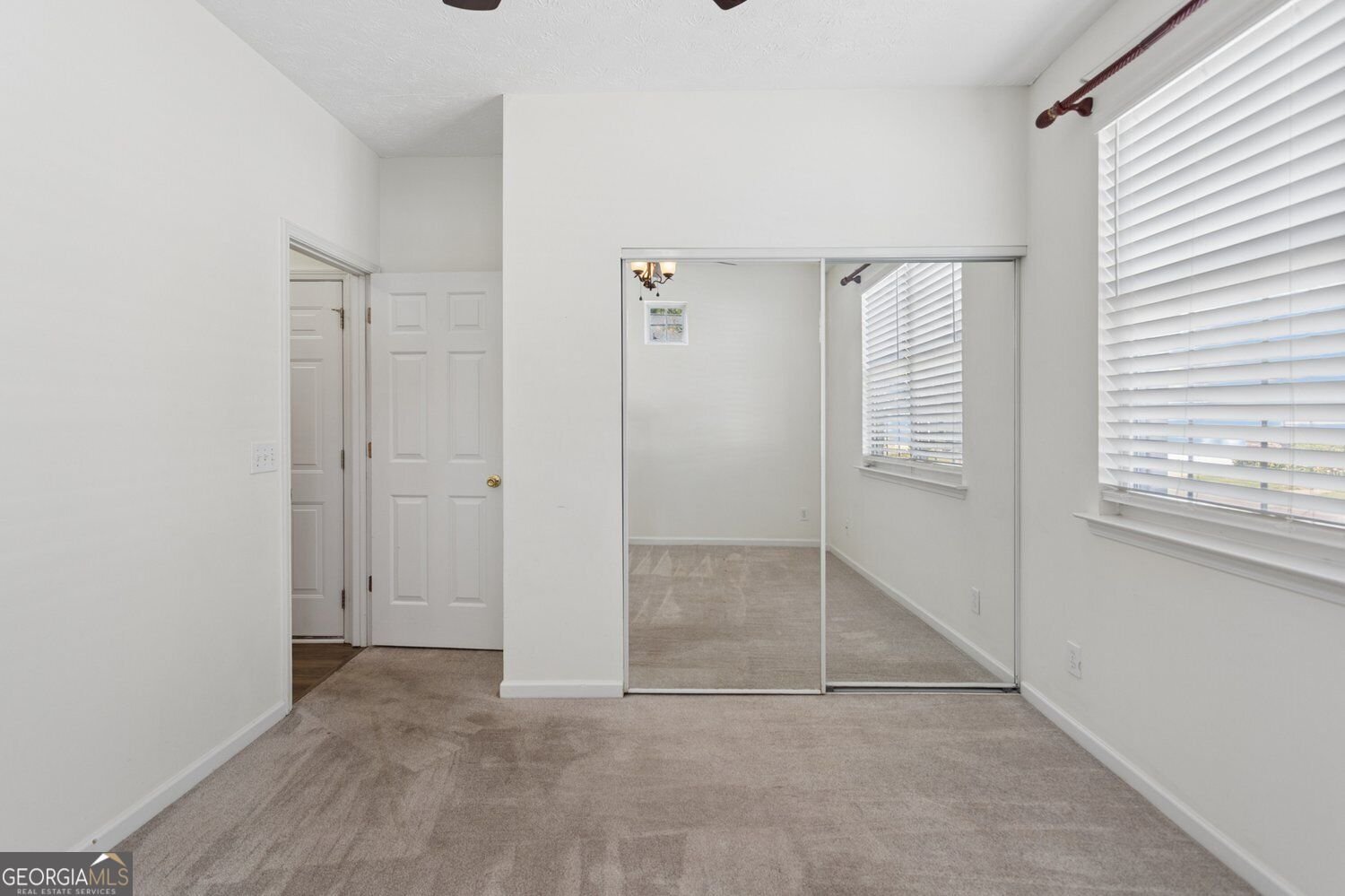 1228 Oaks Way Woodstock - Photo 25