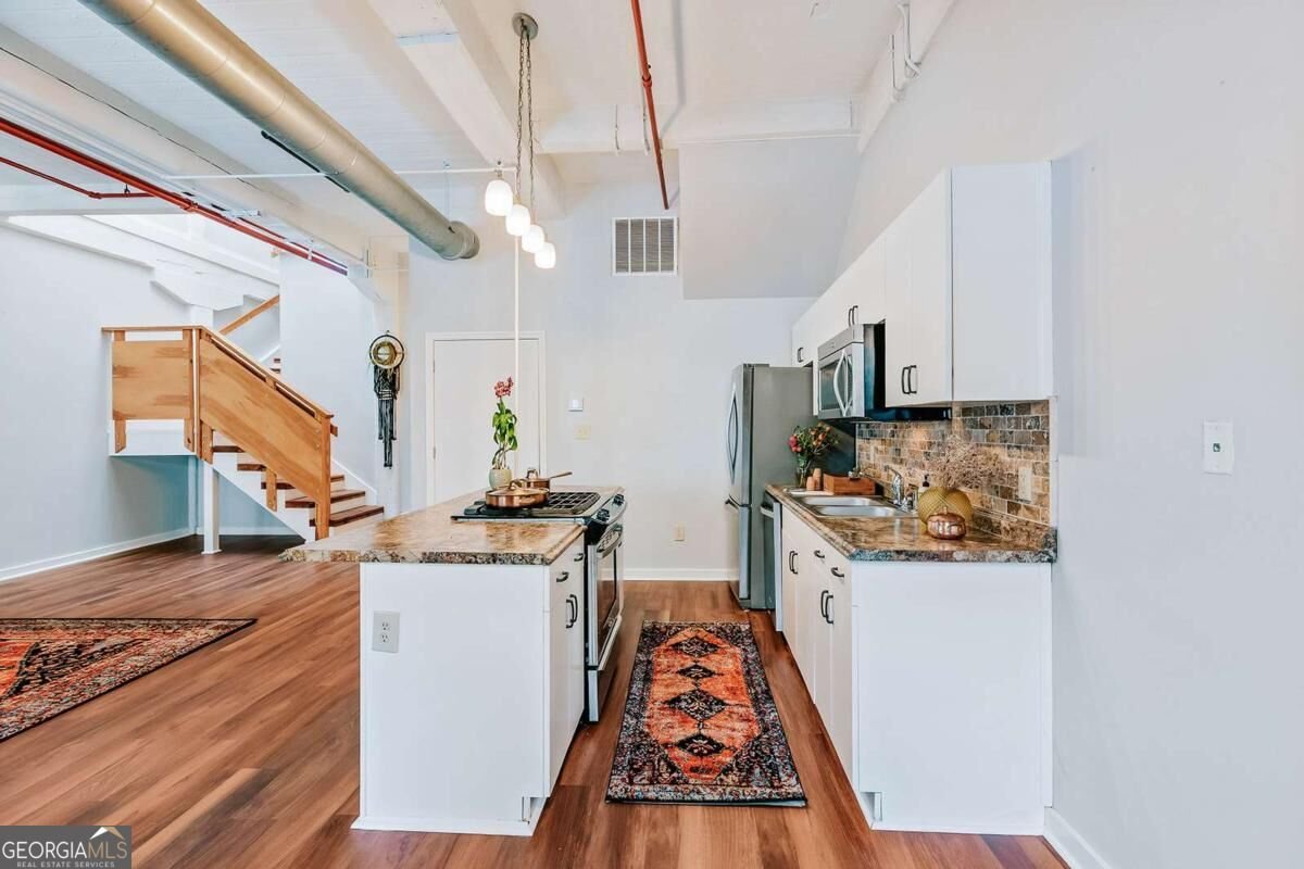 585 White Circle Athens - Photo 17