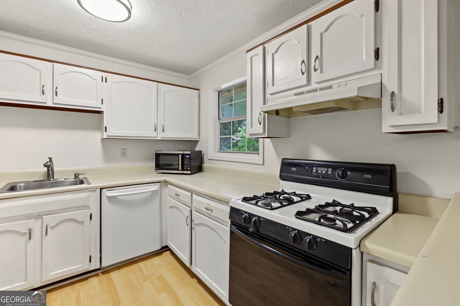 2722 Suwanee Way Marietta - Photo 18
