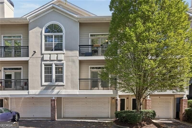 4254 River Green Drive Atlanta - main photo