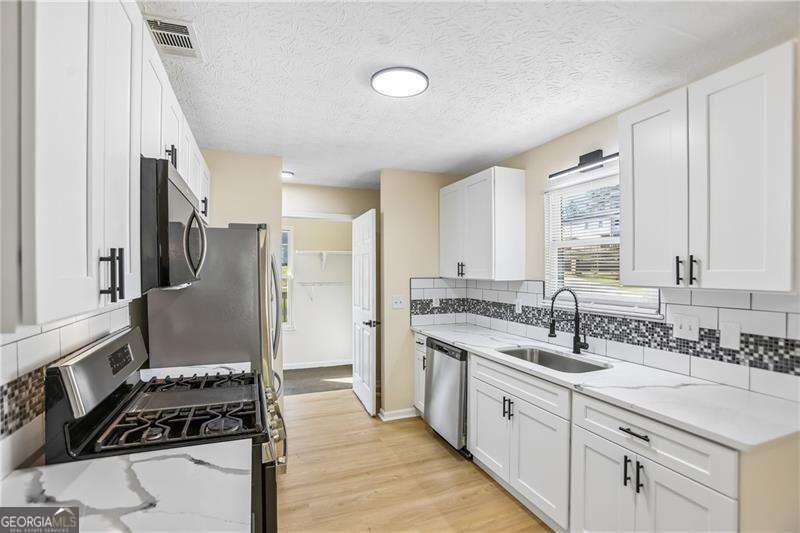 6839 Silver Maple Drive Rex - Photo 14