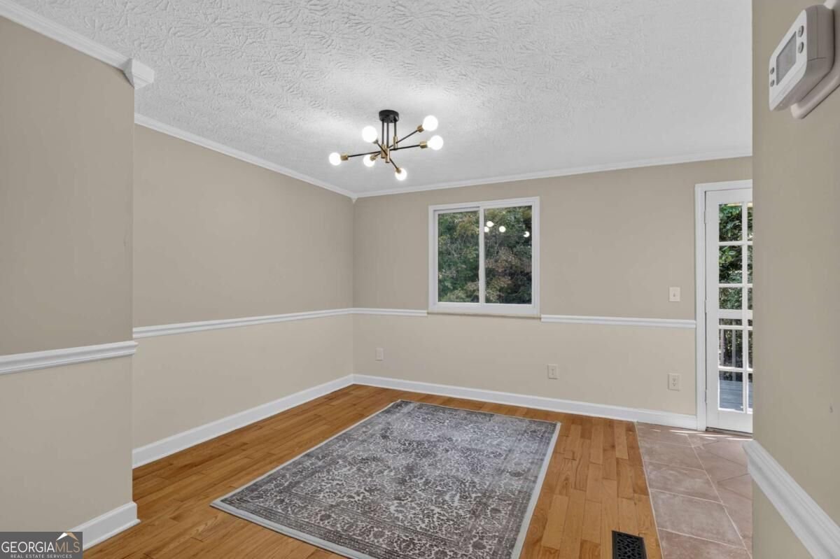 284 Roswell Commons Circle Roswell - Photo 6