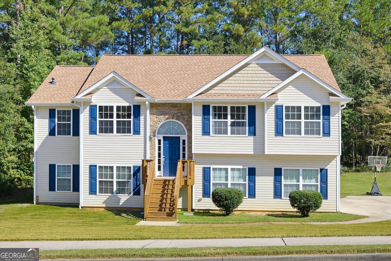 63 Champion Way Hiram - main photo