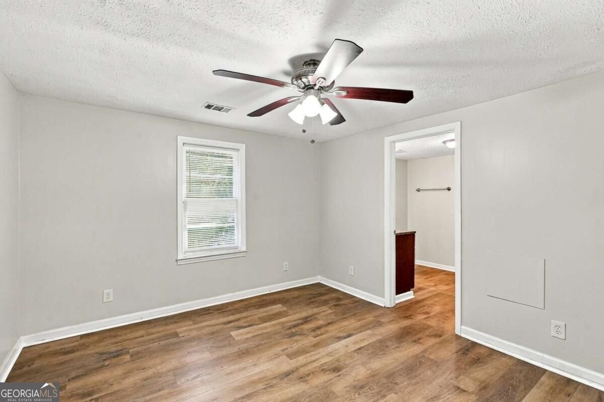 1095 Burnt Hickory Road Douglasville - Photo 10