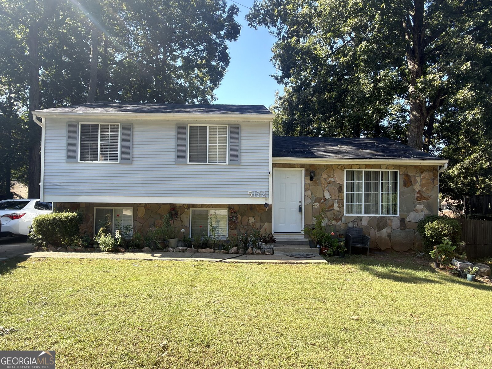 5172 Scarbrough Trail Stone Mountain - main photo