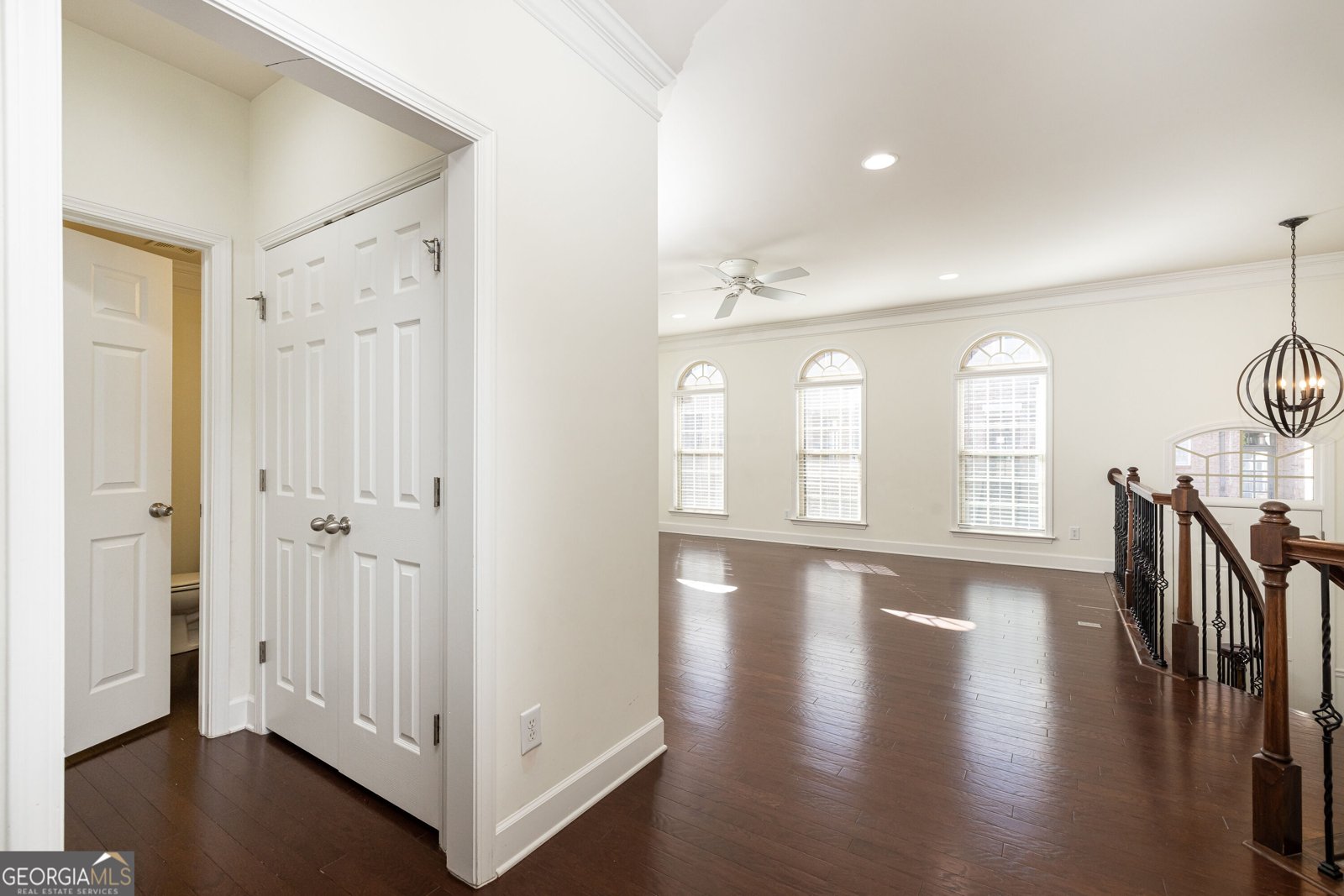 545 Sarabrook Place Sandy Springs - Photo 8