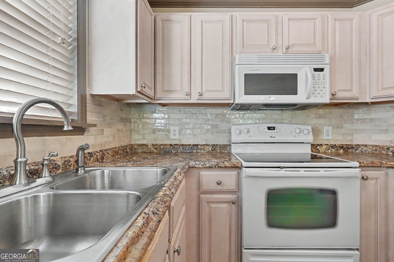 258 Ginger Creek Lane Clayton - Photo 18