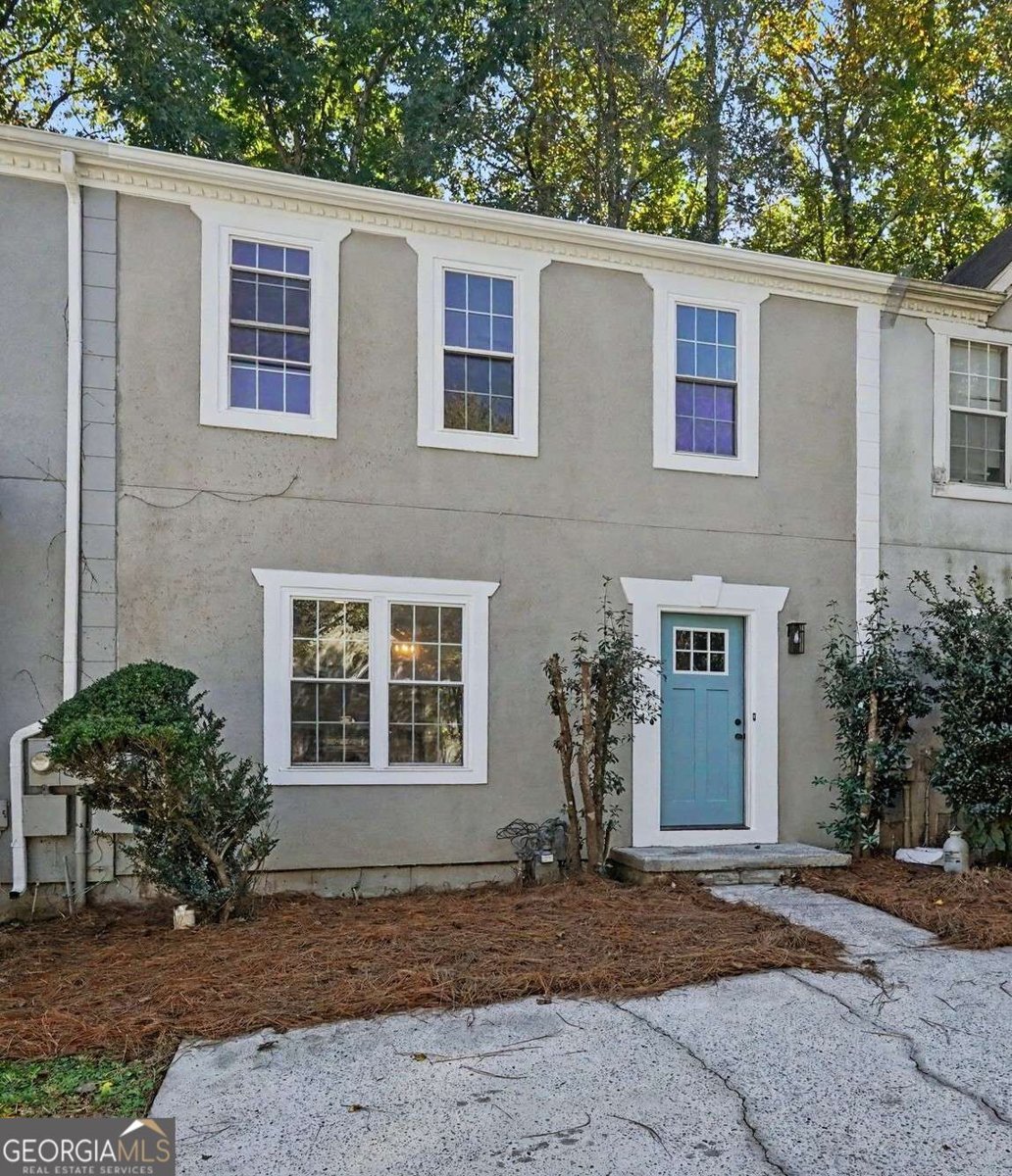 6636 Meadow Green Circle Peachtree Corners - main photo