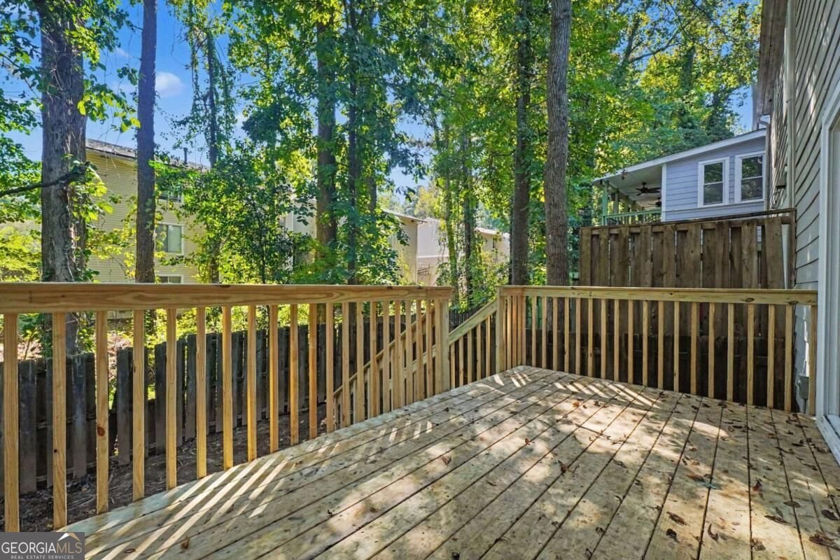 6636 Meadow Green Circle Peachtree Corners - Photo 23