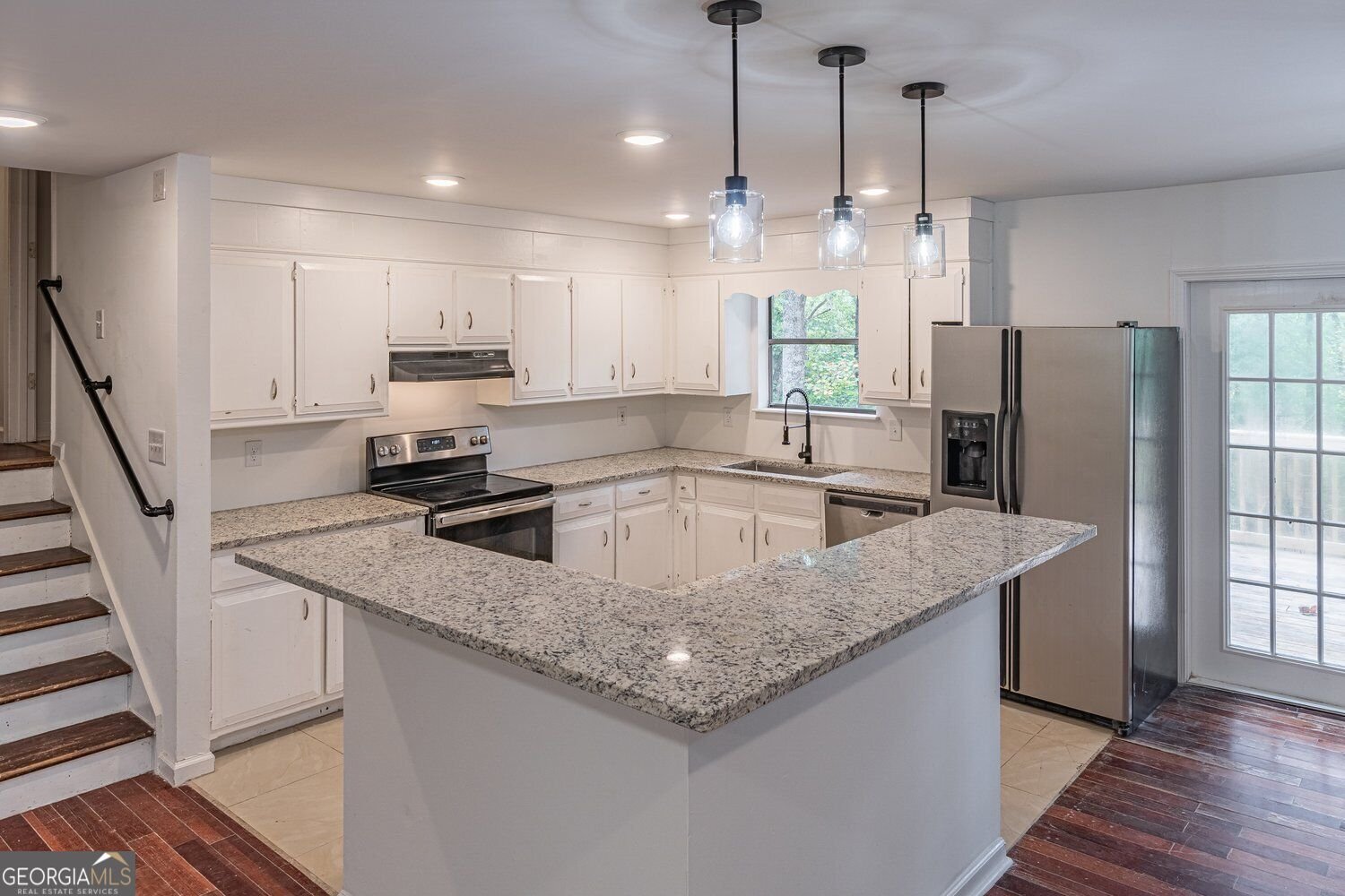 4996 Wycliffe Drive Stone Mountain - Photo 12