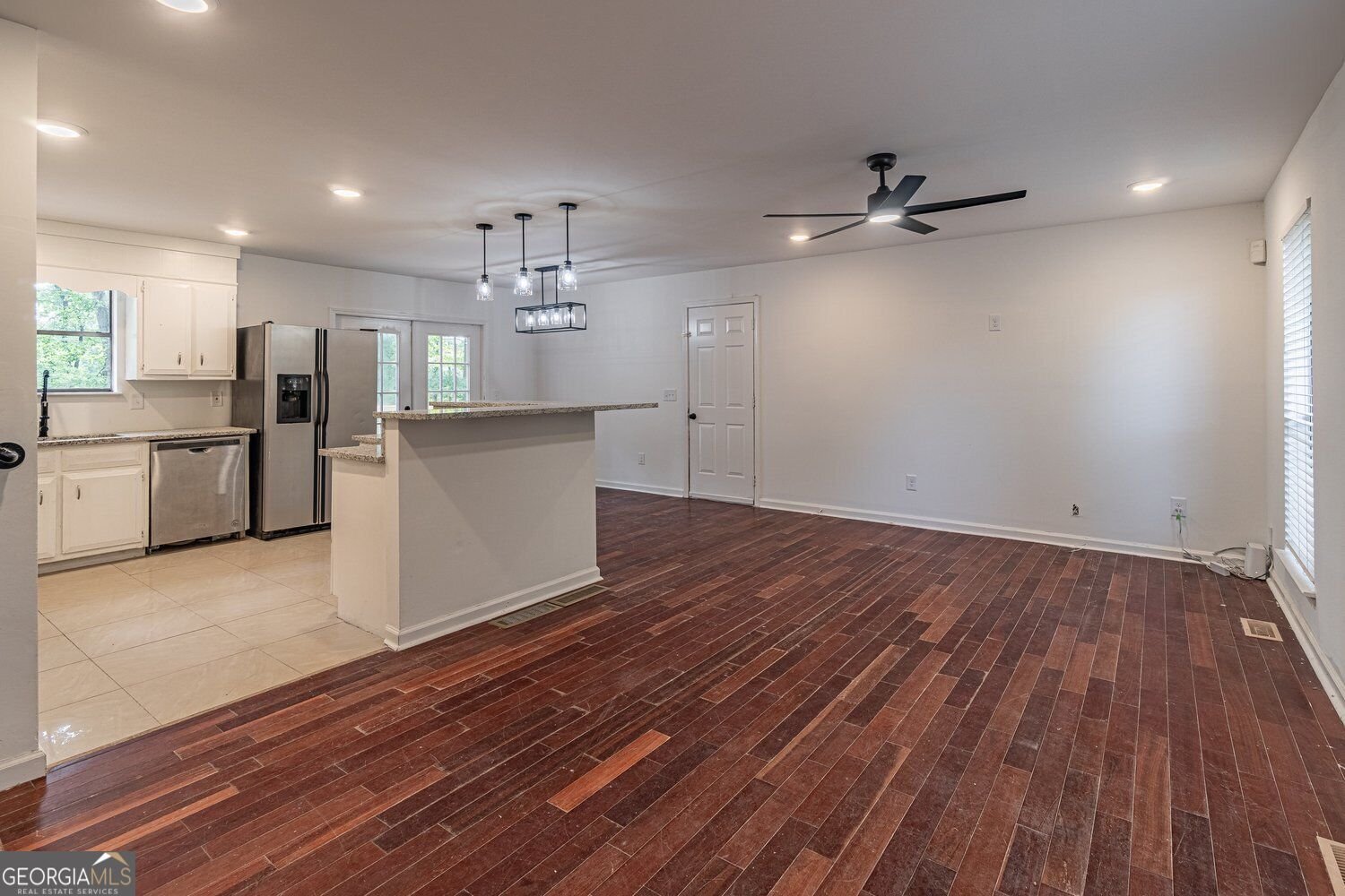4996 Wycliffe Drive Stone Mountain - Photo 7