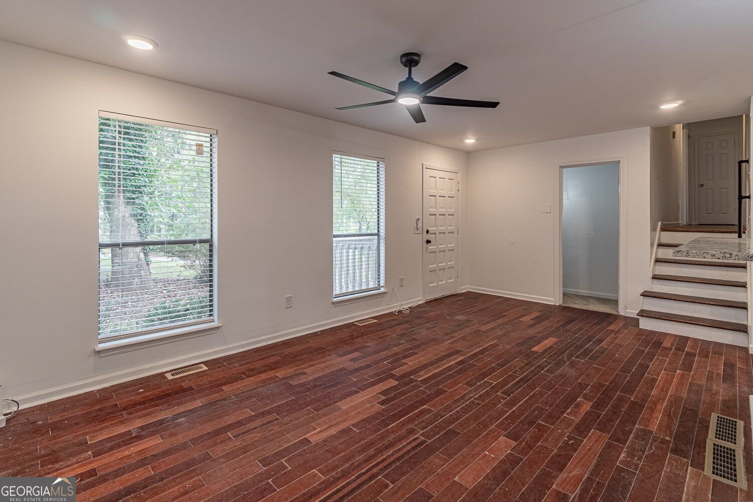 4996 Wycliffe Drive Stone Mountain - Photo 9