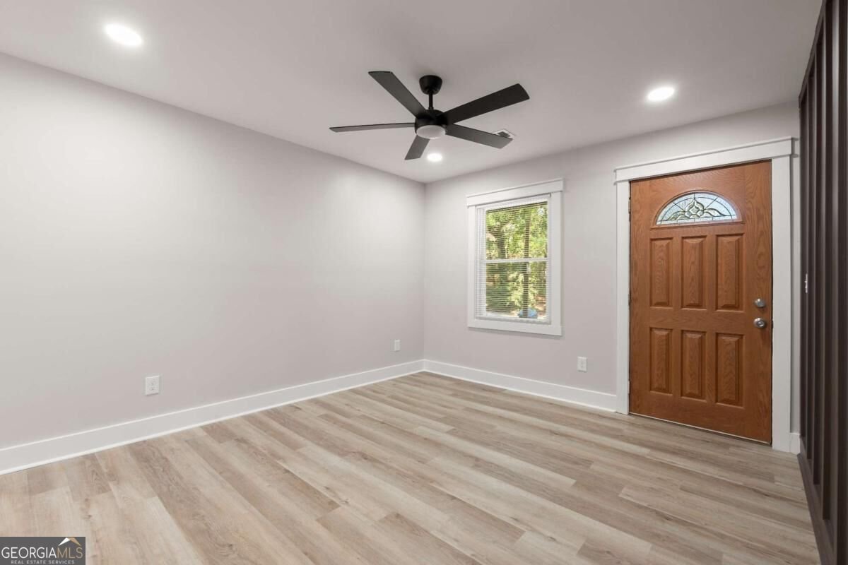 805 Sandy Creek Drive Atlanta - Photo 9