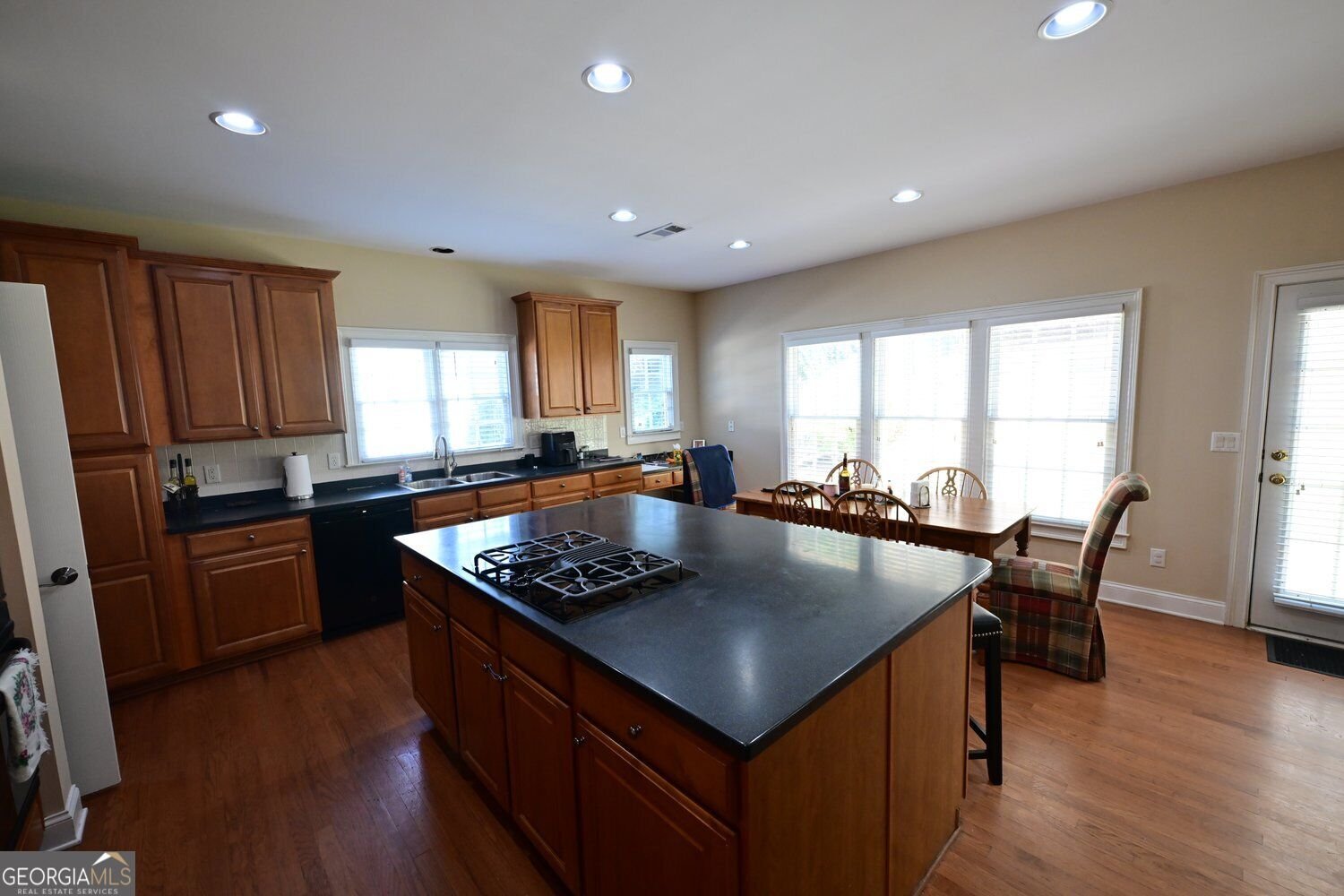3690 Hickory Branch Trail Suwanee - Photo 33