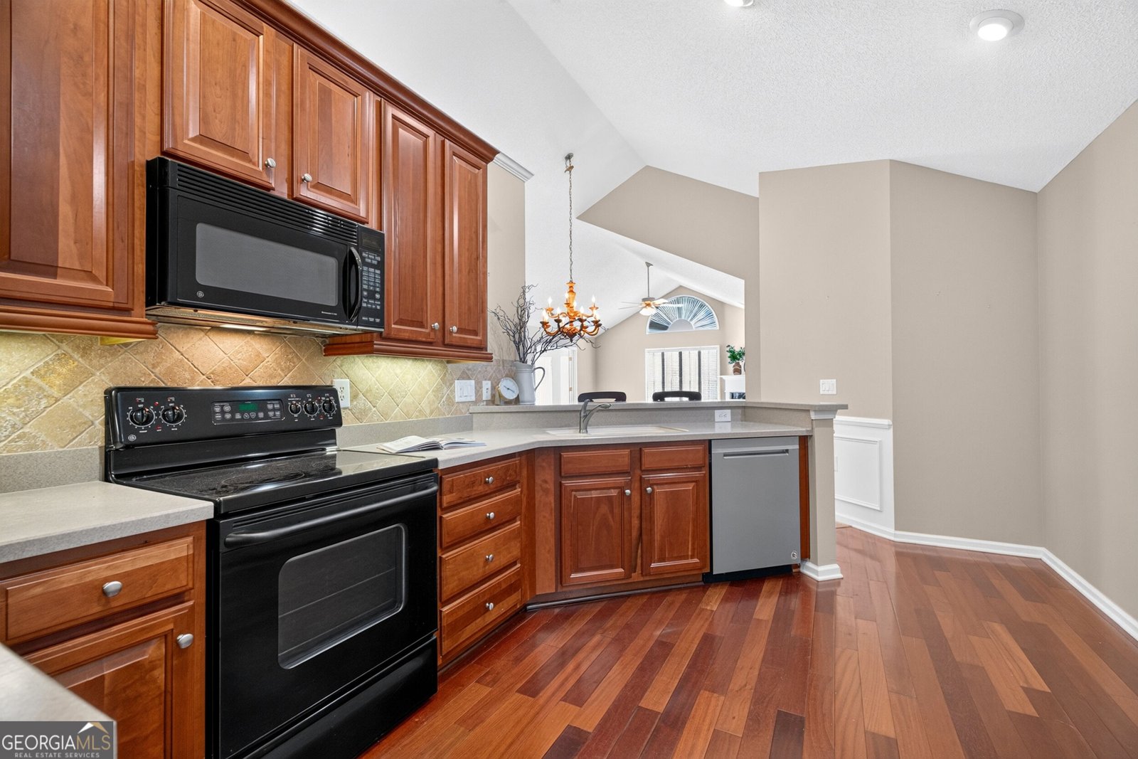 2104 Sweet Apple Circle Alpharetta - Photo 8