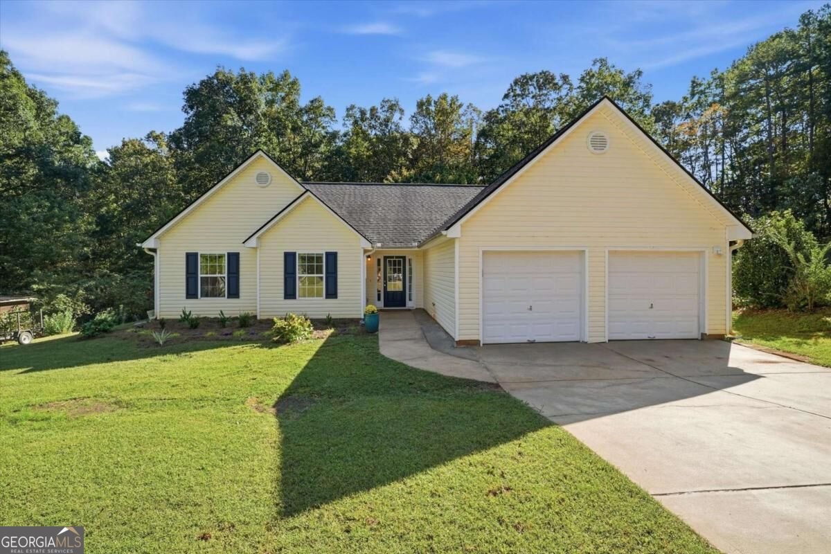 178 Oak Ridge Drive Dawsonville - main photo