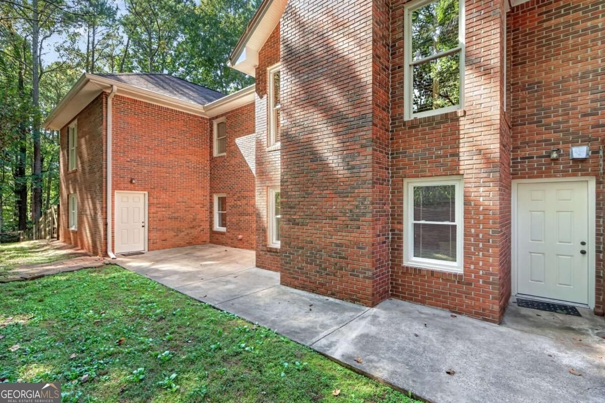 535 Autumn Wood Close Roswell - Photo 40