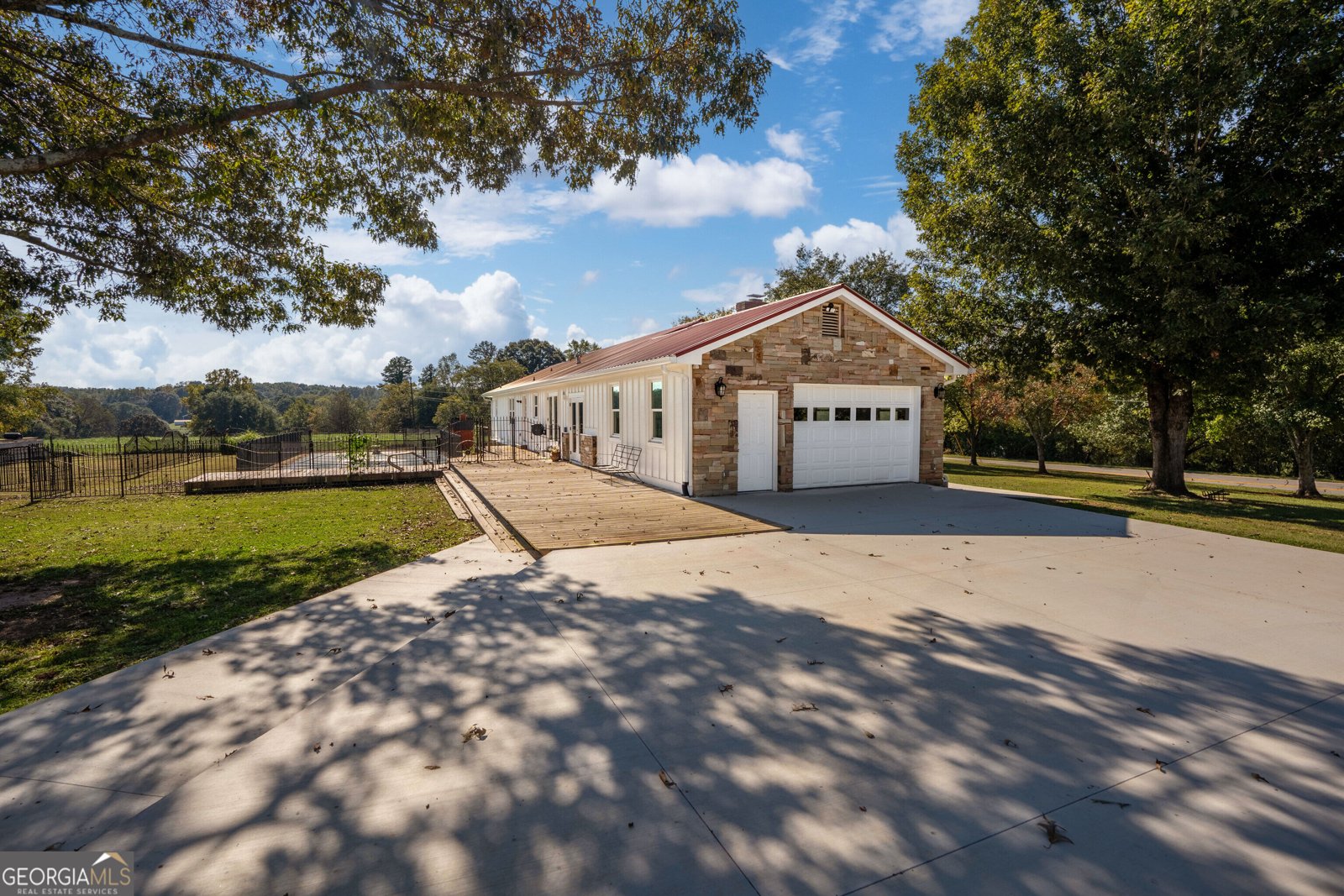 2111 Highway 323 Gillsville - Photo 7