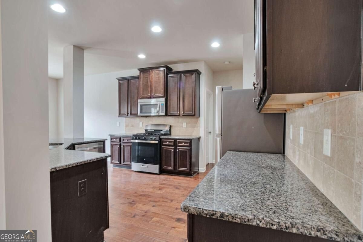 505 Sea Dunes Court Loganville - Photo 11