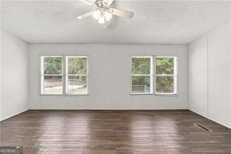 355 Isbell Road Silver Creek - Photo 17