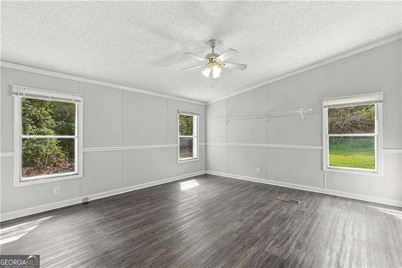 355 Isbell Road Silver Creek - Photo 32