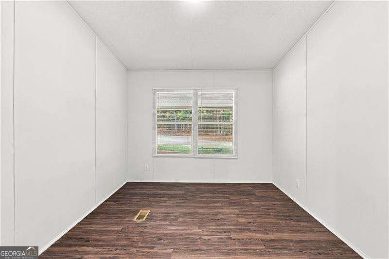355 Isbell Road Silver Creek - Photo 34