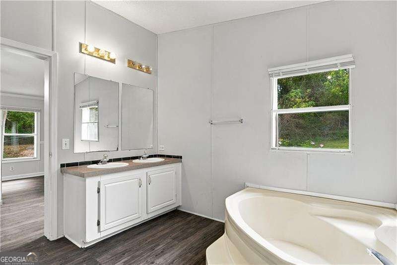 355 Isbell Road Silver Creek - Photo 36