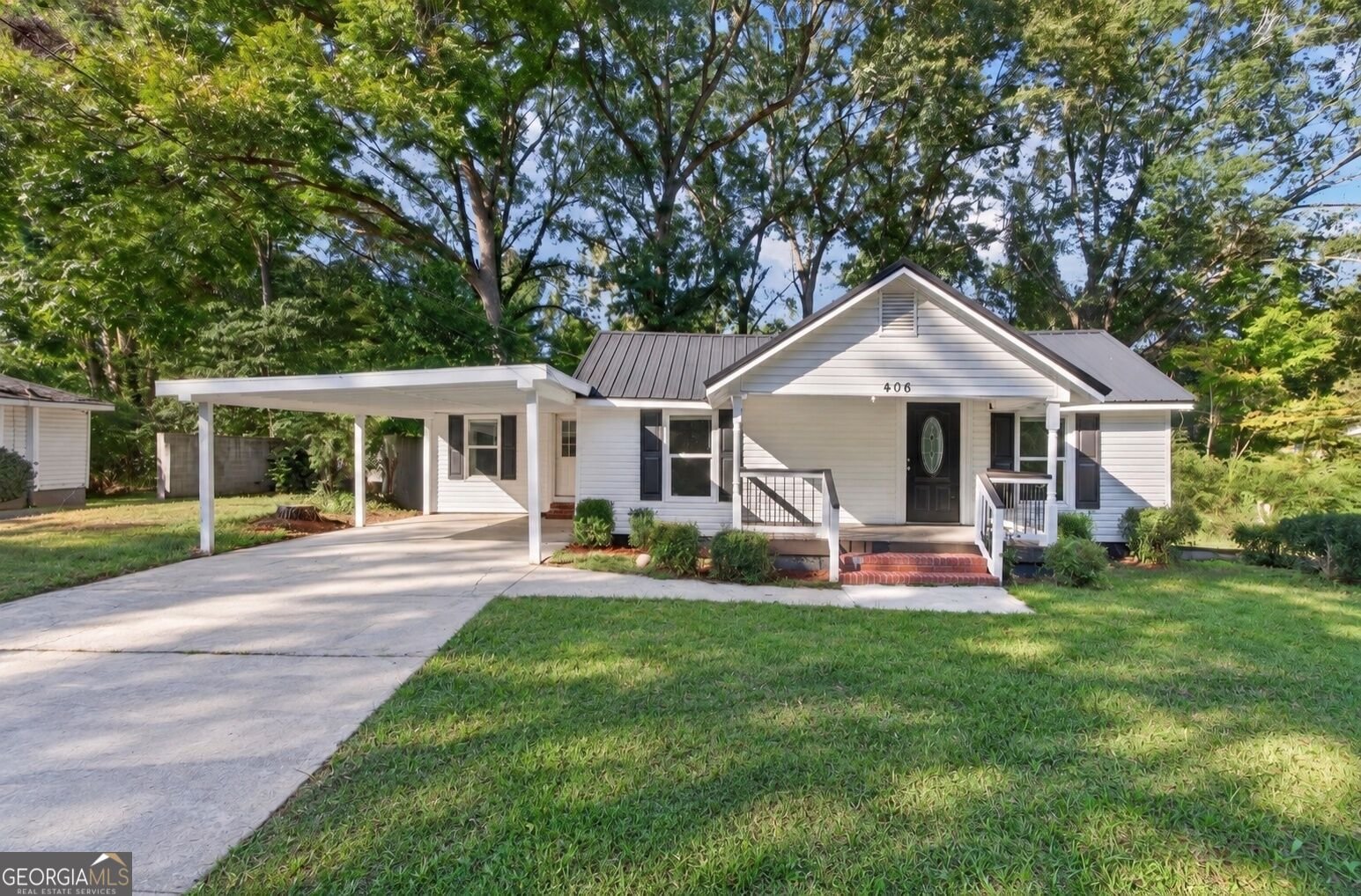 406 Austin Avenue Carrollton - main photo
