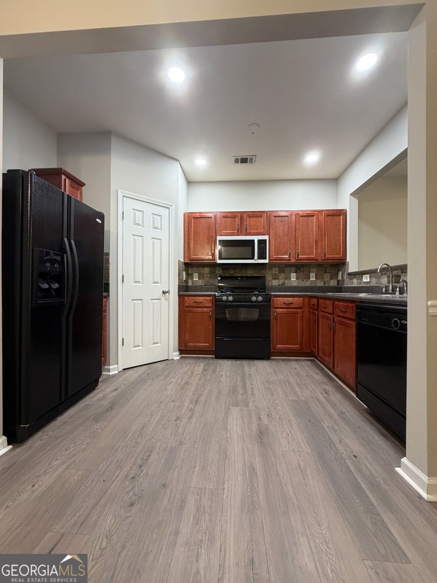 2077 Lakeshore Overlook Drive Kennesaw - Photo 10