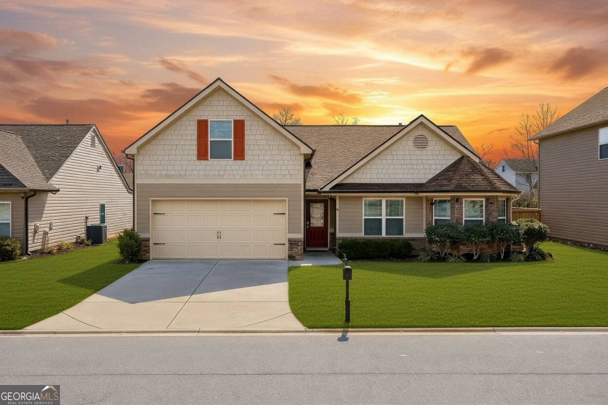 5570 Glenn Ivey Drive Cumming - main photo