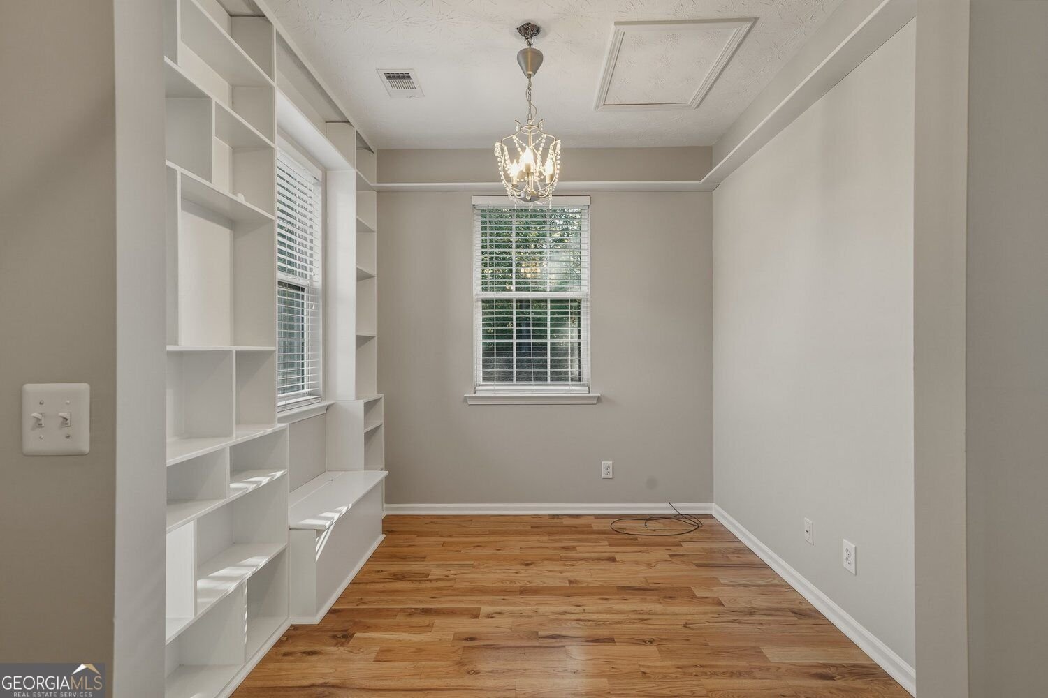 610 Oaks Drive Woodstock - Photo 13