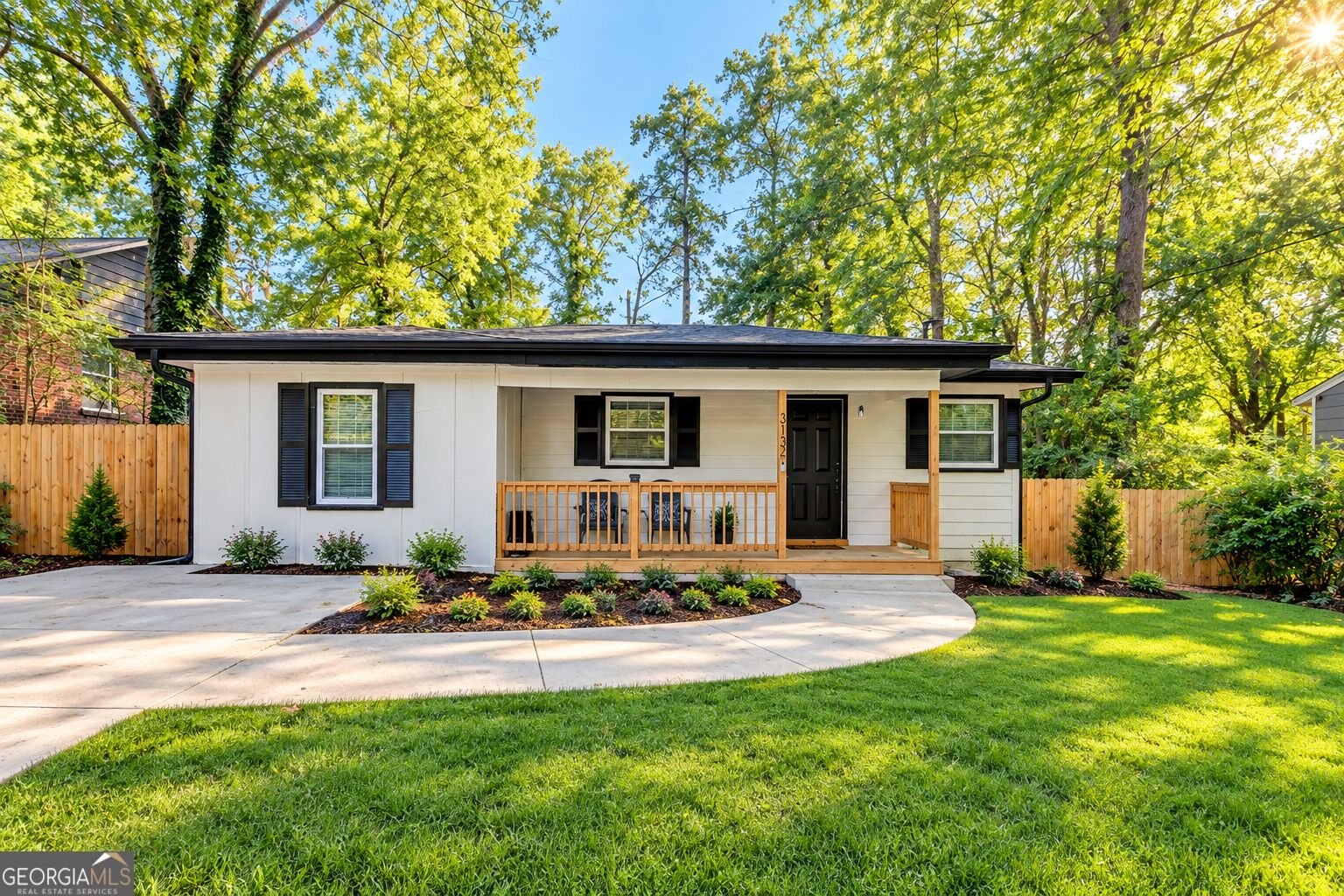 3132 Forrest Hills Drive Hapeville - main photo