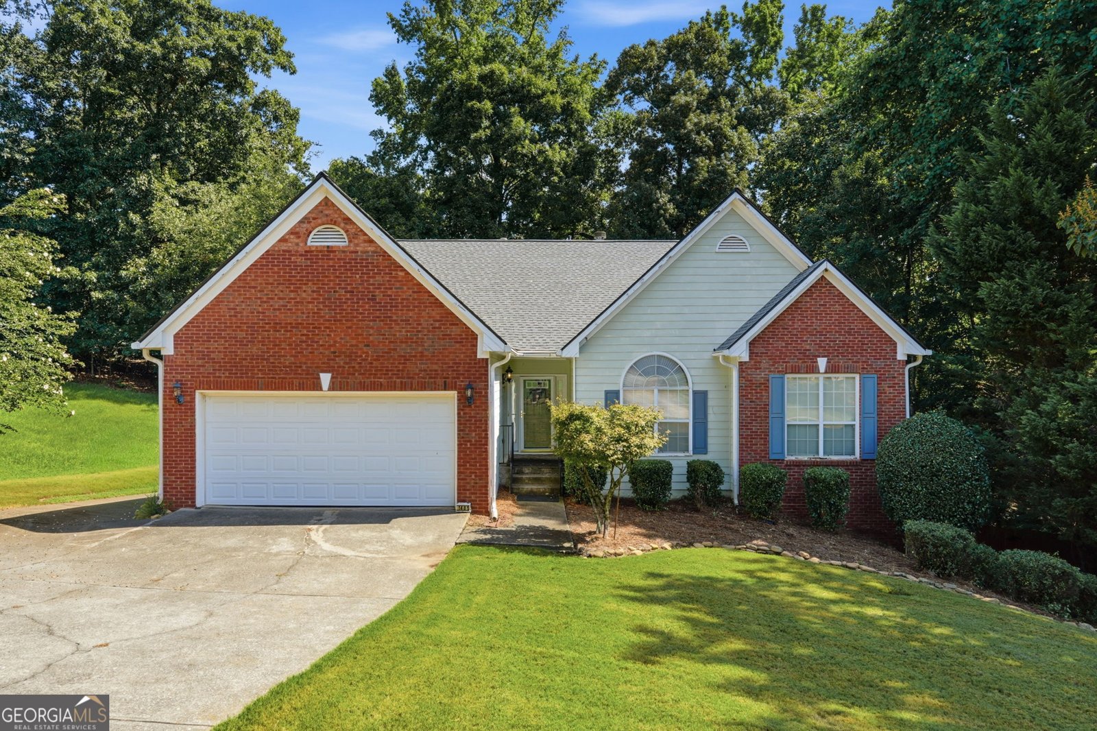 1485 Keystone Drive Suwanee - main photo