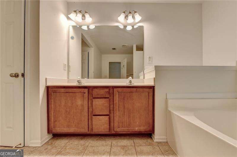 222 Ledgewood Mill Way Lawrenceville - Photo 35
