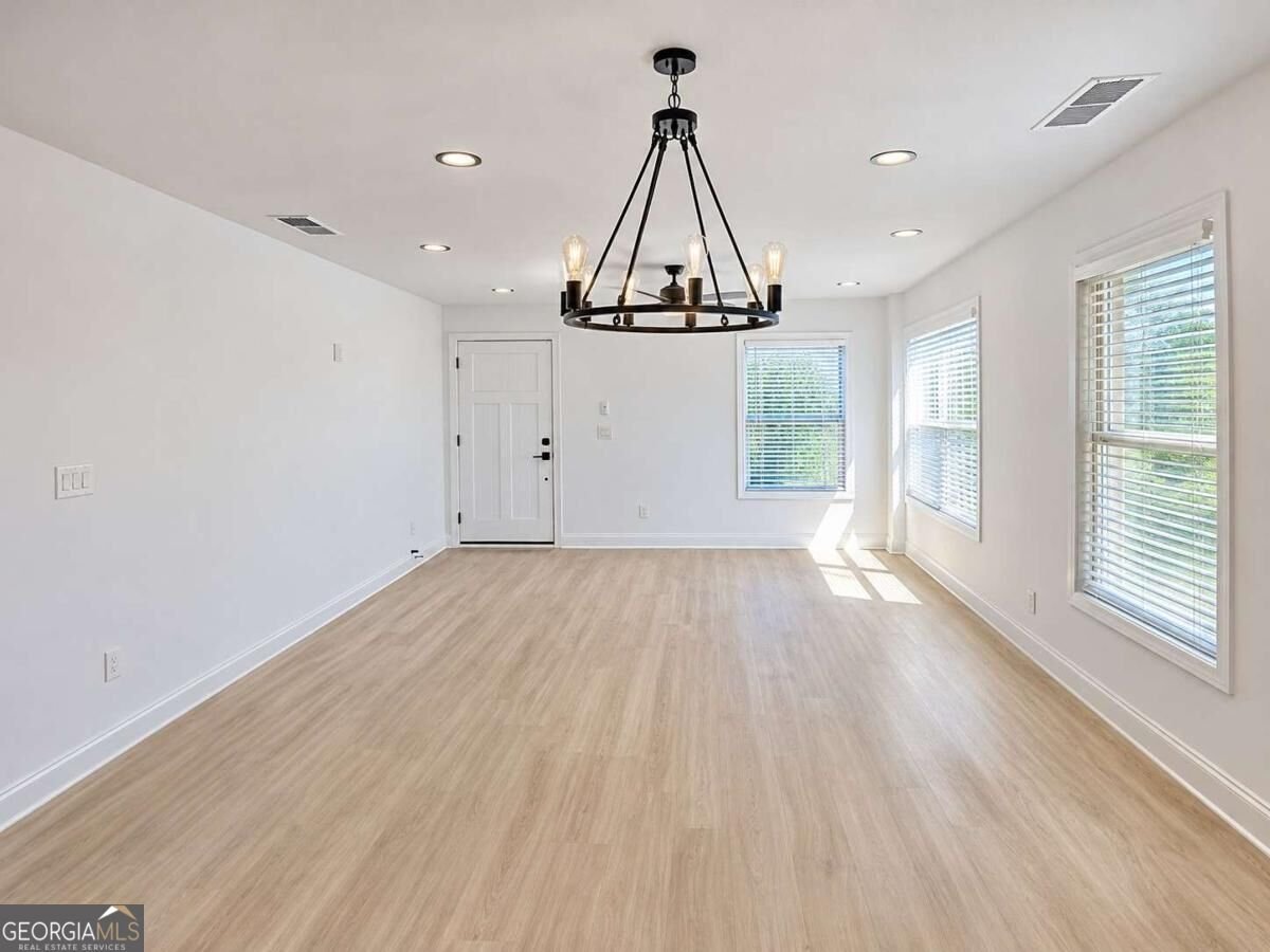 166 Burbank Drive Atlanta - Photo 9