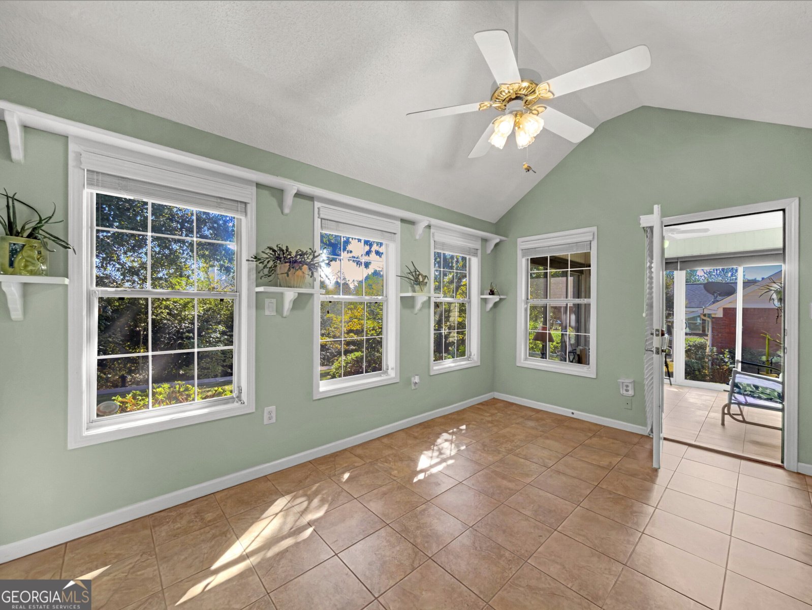 129 Meridian Drive Stockbridge - Photo 11