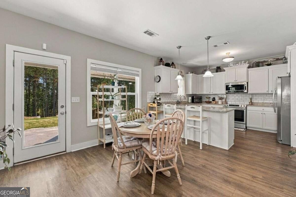403 Lloyd Road Newborn - Photo 10