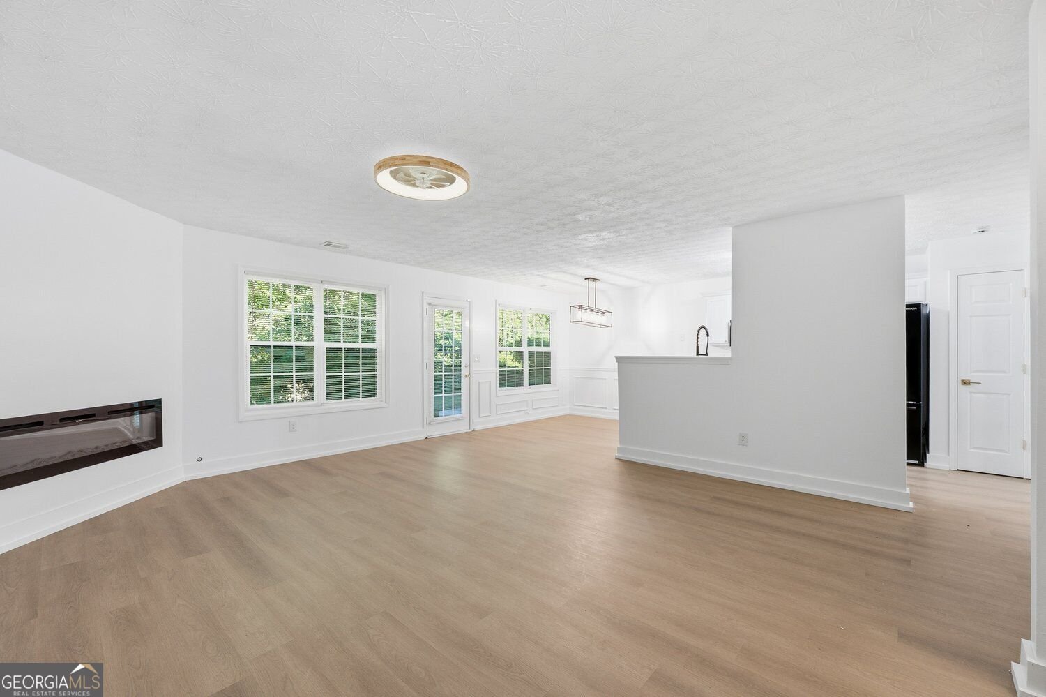 537 Shadow Valley Court Lithonia - Photo 6