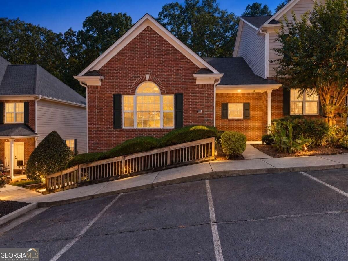 2075 Pine Tree Drive Buford - Photo 19