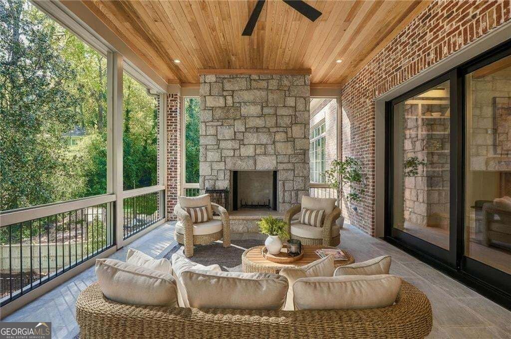 3843 Lake Forrest Drive Atlanta - Photo 16