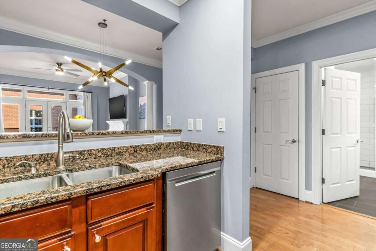 560 Dutch Valley Road Atlanta - Photo 16
