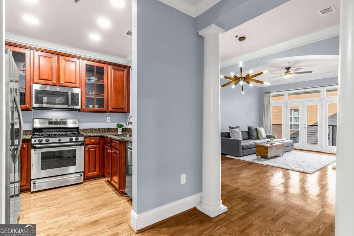 560 Dutch Valley Road Atlanta - Photo 6