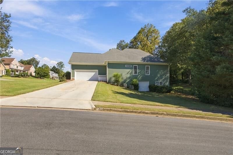 2195 Misty Oaks Drive Buford - Photo 33